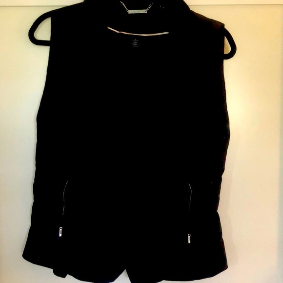 Adorable vest By White/black - Picture 1 of 5